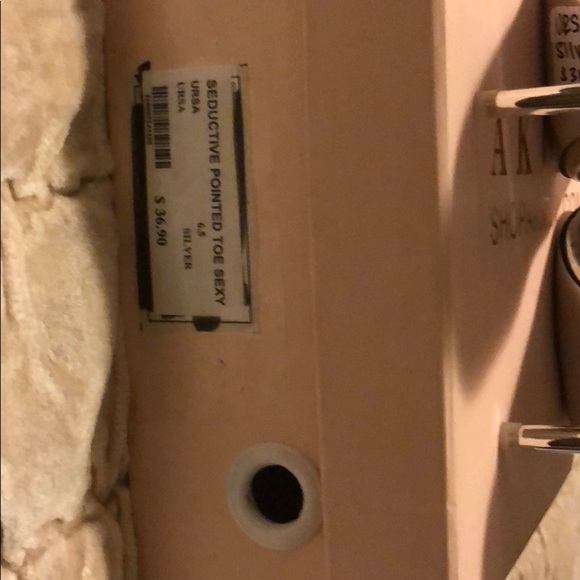 Heels - Picture 4 of 5